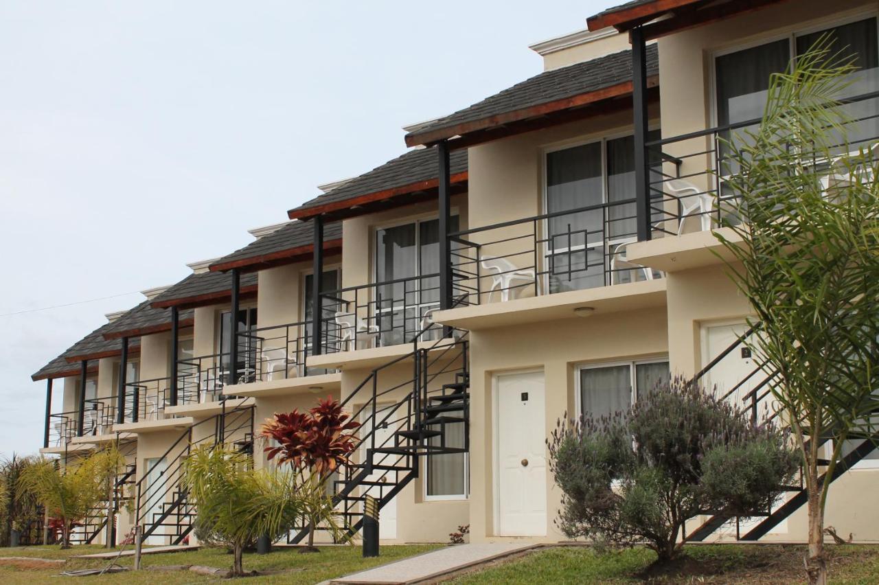 Brisas Del Lago Apartamentos โกลอน ภายนอก รูปภาพ