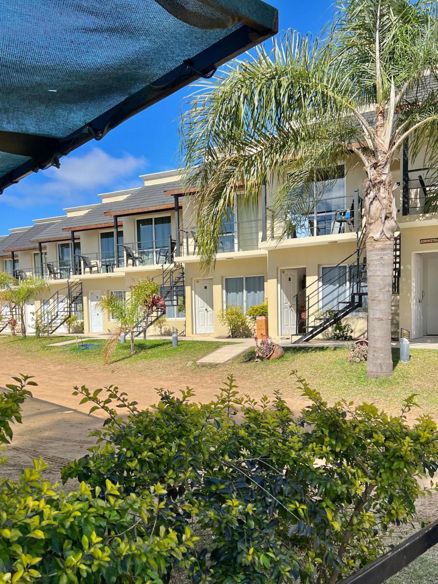 Brisas Del Lago Apartamentos โกลอน ภายนอก รูปภาพ