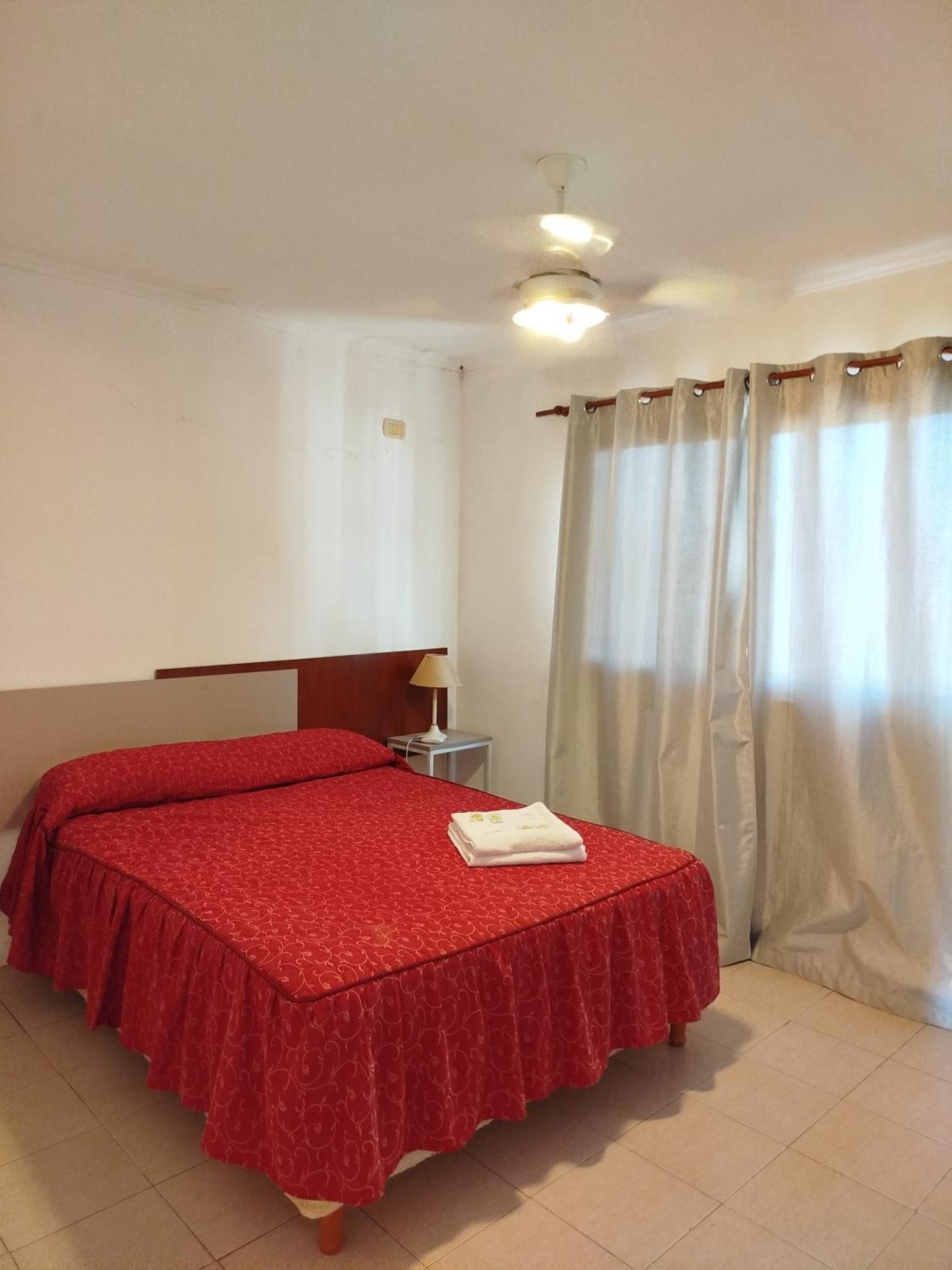 Brisas Del Lago Apartamentos โกลอน ภายนอก รูปภาพ